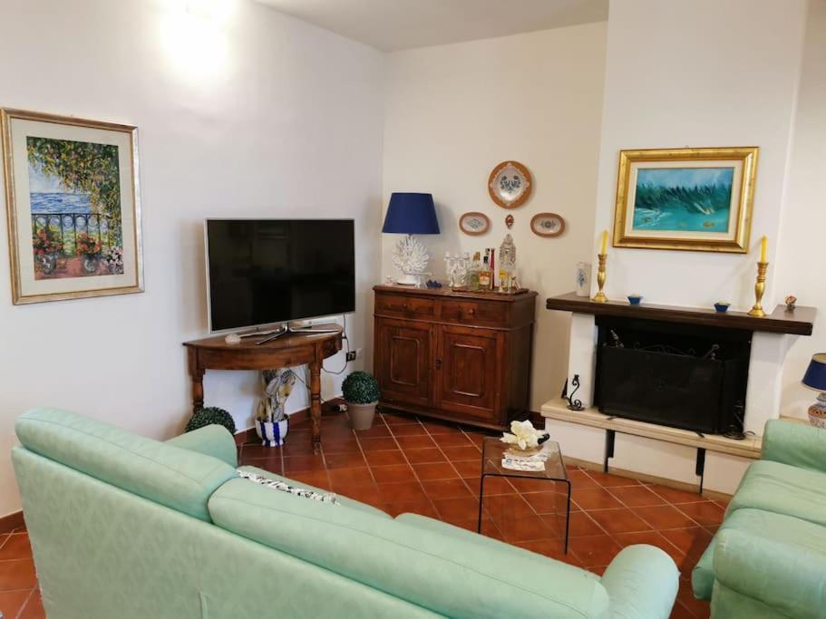 Villa Iris - Mondello Palermo Ngoại thất bức ảnh